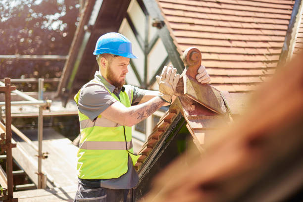 Best Shingle Roofing Installation  in Village Of Waukesha, WI